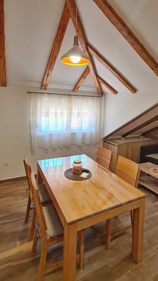 Attic Split Apartment Near City Centre Exterior foto